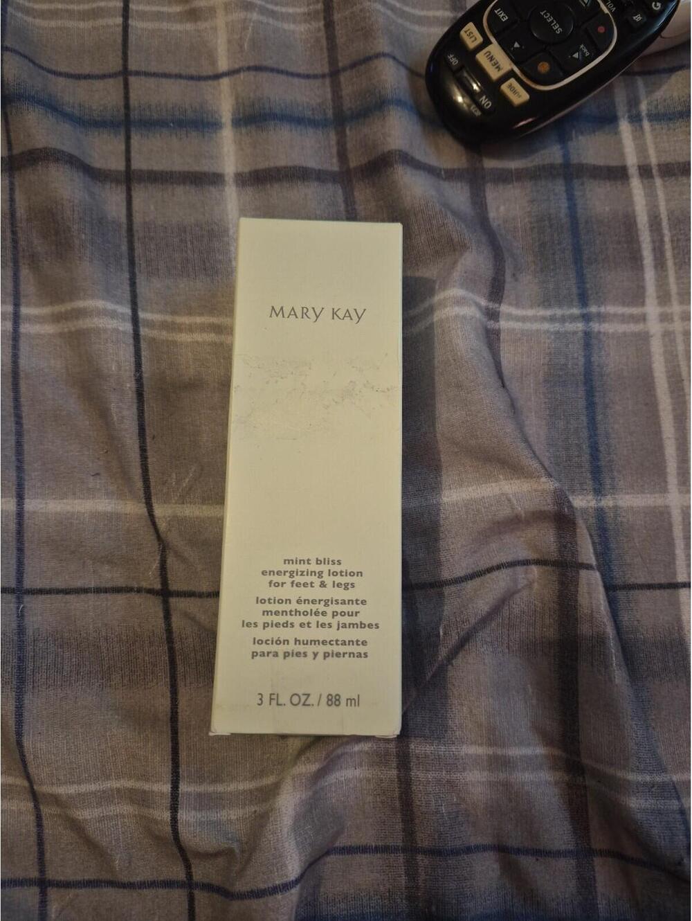 Mary Kay Mint Bliss Energizing Lotion for Feet and Legs - 3fl. oz Opened